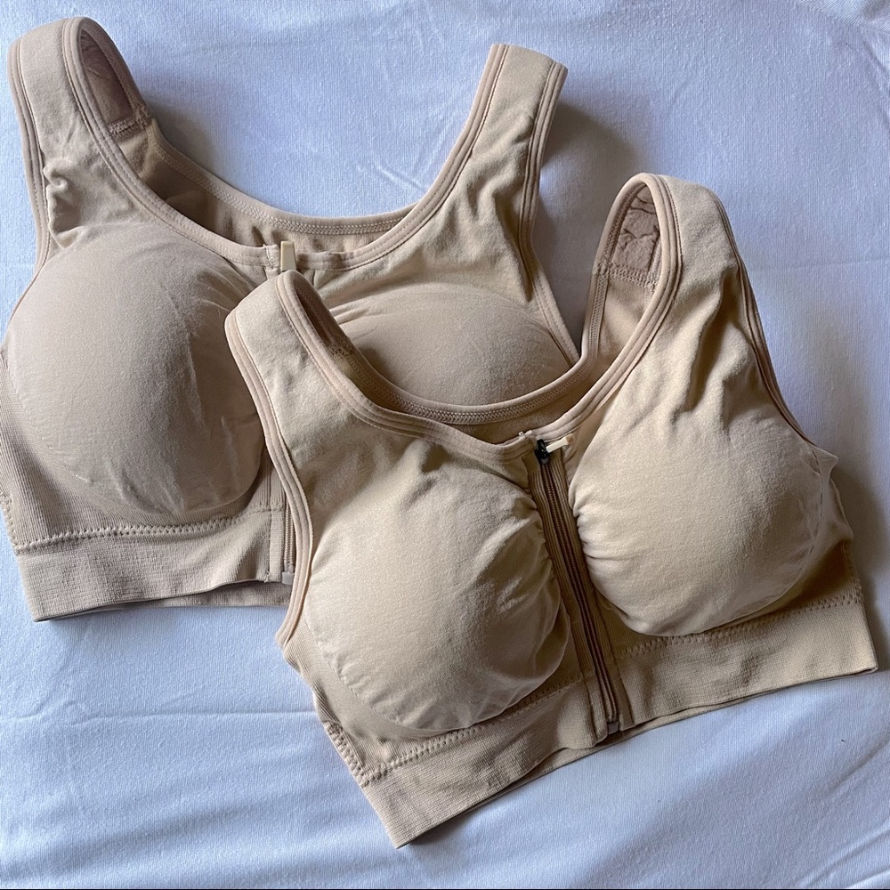 2 NWOT Genie Zip Bras